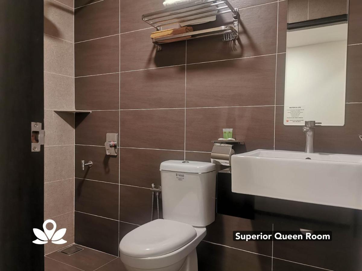 Zen Rooms Ambassador Residence Bintulu Dış mekan fotoğraf