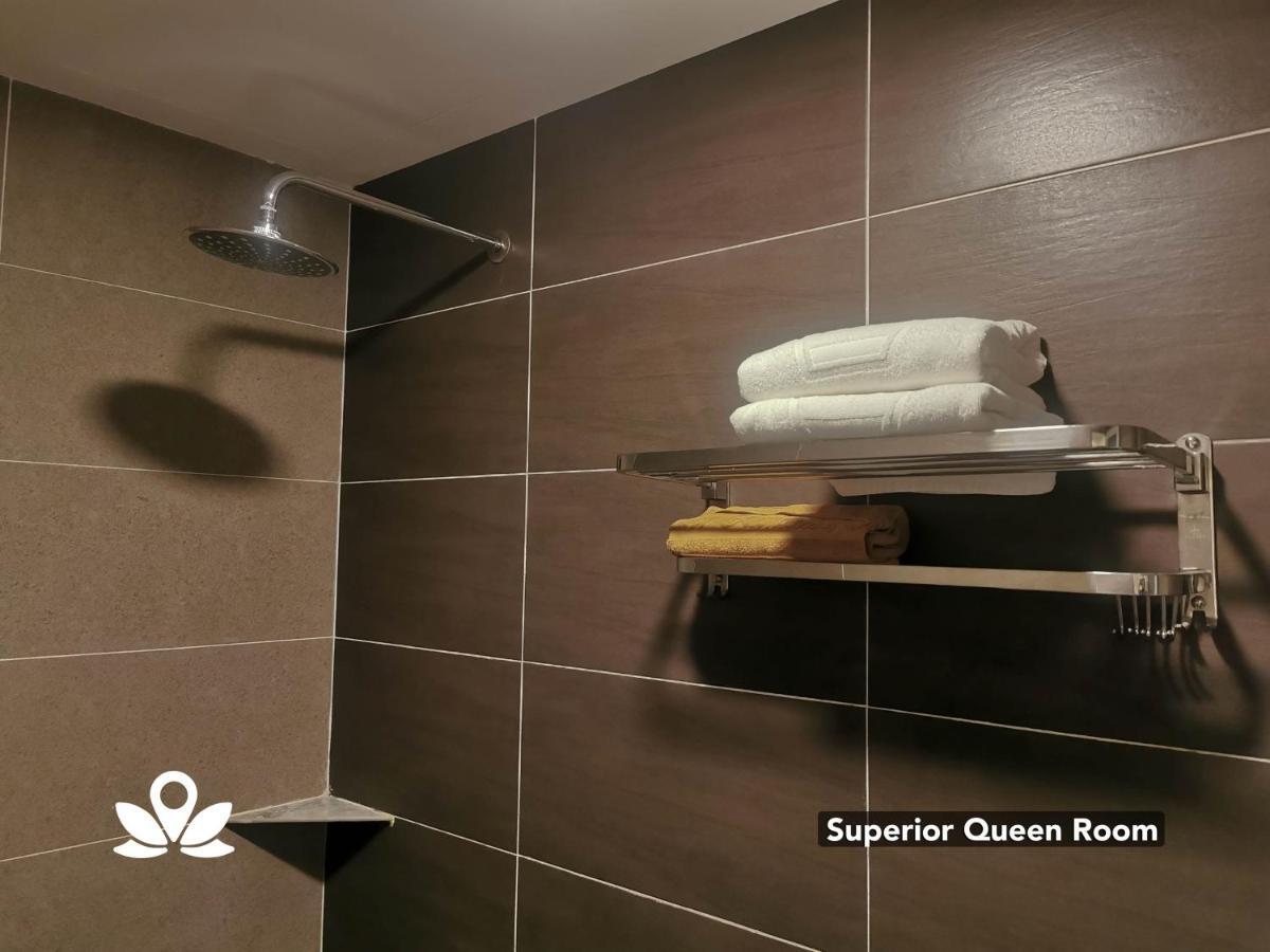 Zen Rooms Ambassador Residence Bintulu Dış mekan fotoğraf